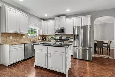 110 Newry Drive, Atlanta, GA 30349 - Photo 15