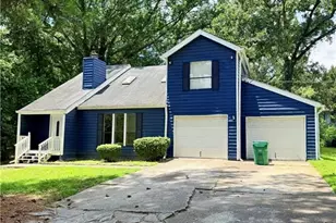 427 Chanterelle Dr, Stone Mountain, GA 30087 - Photo 1