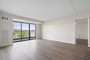 2460 Peachtree Road NE, Atlanta, GA 30305 - Photo 9