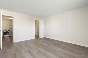 2460 Peachtree Road NE, Atlanta, GA 30305 - Photo 25