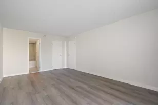 2460 Peachtree Road NE, Atlanta, GA 30305 - Photo 21