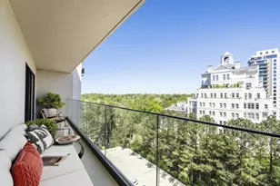 2460 Peachtree Road NE, Atlanta, GA 30305 - Photo 17