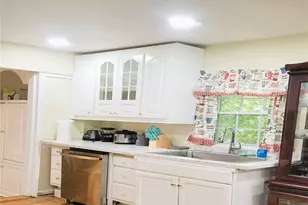 2383 Baker Rd NW, Atlanta, GA 30318 - Photo 7