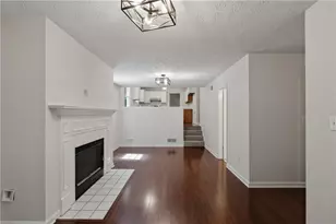 3242 Boulder Brook Dr, Lithonia, GA 30038 - Photo 9