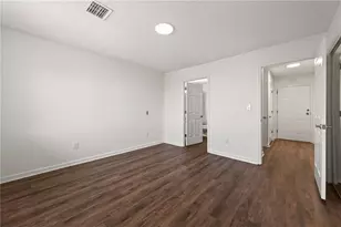 300 Johnson Ferry Road NE, Sandy Springs, GA 30328 - Photo 21