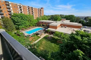 300 Johnson Ferry Road NE, Sandy Springs, GA 30328 - Photo 3