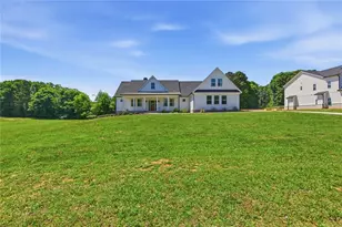 4275 Haynes Cir SW, Snellville, GA 30039 - Photo 3