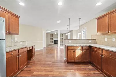2253 Park Manor Lane, Snellville, GA 30078 - Photo 9