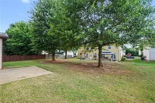2253 Park Manor Ln, Snellville, GA 30078 - Photo 25