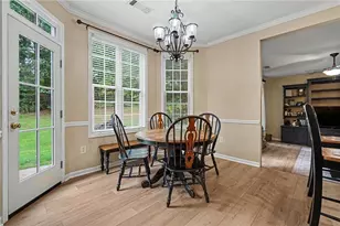 1001 City Market St, Hoschton, GA 30548 - Photo 17