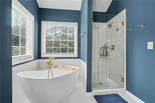 1001 City Market St, Hoschton, GA 30548 - Photo 31