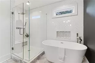 325 Sisson Ave NE, Atlanta, GA 30317 - Photo 11