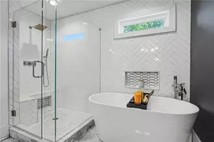 325 Sisson Ave NE, Atlanta, GA 30317 - Photo 13