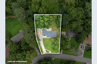 978 Hilltop Court, Lawrenceville, GA 30045 - Photo 3