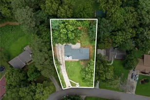 978 Hilltop Ct, Lawrenceville, GA 30045 - Photo 3