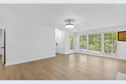 204 Berkeley Woods Drive, Duluth, GA 30096 - Photo 5
