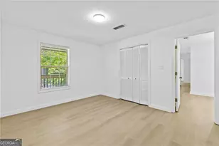 204 Berkeley Woods Dr, Duluth, GA 30096 - Photo 19
