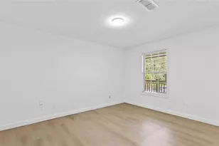 204 Berkeley Woods Dr, Duluth, GA 30096 - Photo 19
