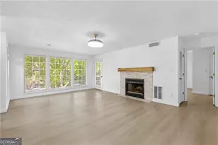 204 Berkeley Woods Dr, Duluth, GA 30096 - Photo 3