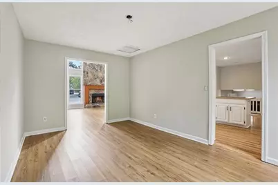 270 Saint Simons Cove, Lawrenceville, GA 30044 - Photo 7