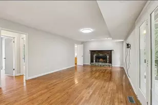 270 St Simon's Cove, Lawrenceville, GA 30044 - Photo 3