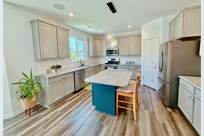 1810 Primrose Park Road, Sugar Hill, GA 30518 - Photo 5