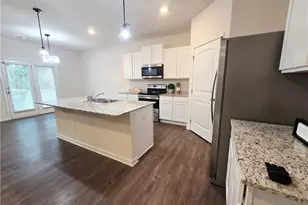 306 Walnut Grv Wy, Pendergrass, GA 30567 - Photo 7