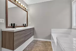 2364 Fallbrook Ct, Duluth, GA 30096 - Photo 17