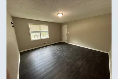 12 Ezzard Street, Lawrenceville, GA 30046 - Photo 5
