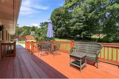 1303 Mohawk Drive, Lawrenceville, GA 30043 - Photo 37