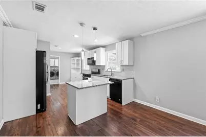 1303 Mohawk Drive, Lawrenceville, GA 30043 - Photo 15
