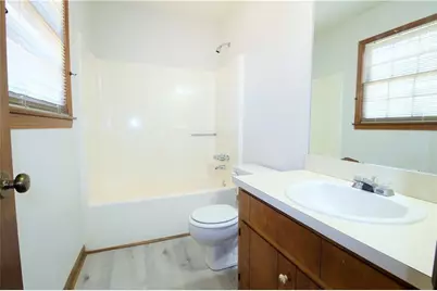 585 Wayside Drive, Lawrenceville, GA 30046 - Photo 13