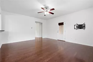 5050 Brierstone Dr, Alpharetta, GA 30004 - Photo 15