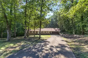 3970 N Martin Way, Lithia Springs, GA 30122 - Photo 3