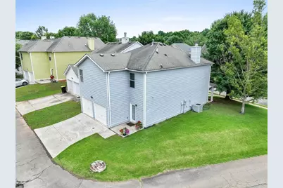 140 Stillwood Drive, Newnan, GA 30265 - Photo 3