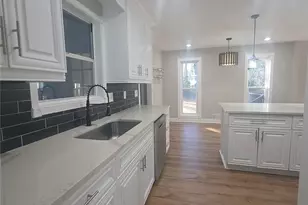 1483 Hidden Hills Pkwy, Stone Mountain, GA 30088 - Photo 5