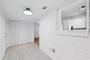 2918 Santa Monica Dr, Decatur, GA 30032 - Photo 13