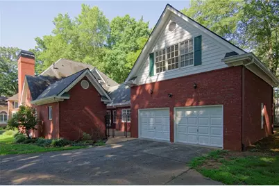 1150 Goodwin Place NE, Atlanta, GA 30319 - Photo 3