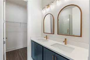 1290 Longreen Ter NW, Atlanta, GA 30318 - Photo 5