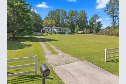 4743 Bryant Drive, Snellville, GA 30039 - Photo 3