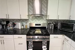 1025 Rock Springs St, Forest Park, GA 30297 - Photo 7