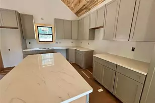 320 E Ridge Ln, Ellijay, GA 30536 - Photo 11