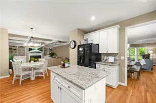 2437 Retreat Close, Marietta, GA 30066 - Photo 5