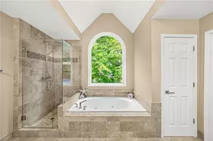 2437 Retreat Close, Marietta, GA 30066 - Photo 15