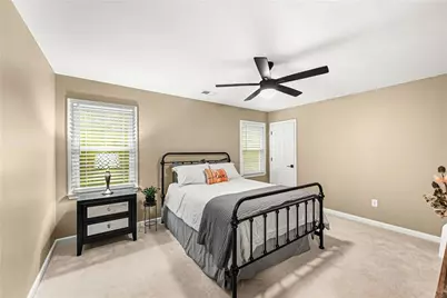 2437 Retreat Close, Marietta, GA 30066 - Photo 17