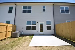 3829 Billabong Trl, Gainesville, GA 30506 - Photo 3