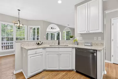 320 Wynstone Way, Duluth, GA 30097 - Photo 9