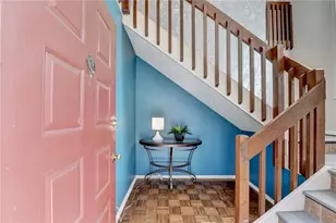709 River Run Dr, Sandy Springs, GA 30350 - Photo 3
