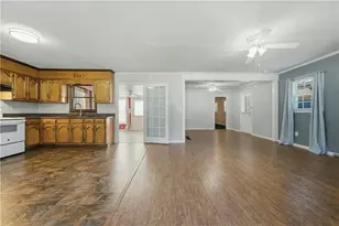 152 Hunters Ln, Powder Springs, GA 30127 - Photo 5