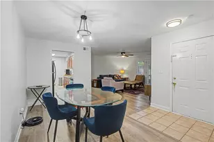706 Brighton Point, Sandy Springs, GA 30328 - Photo 5